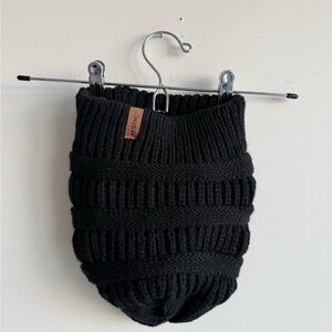 Black Knitted Women's Hat